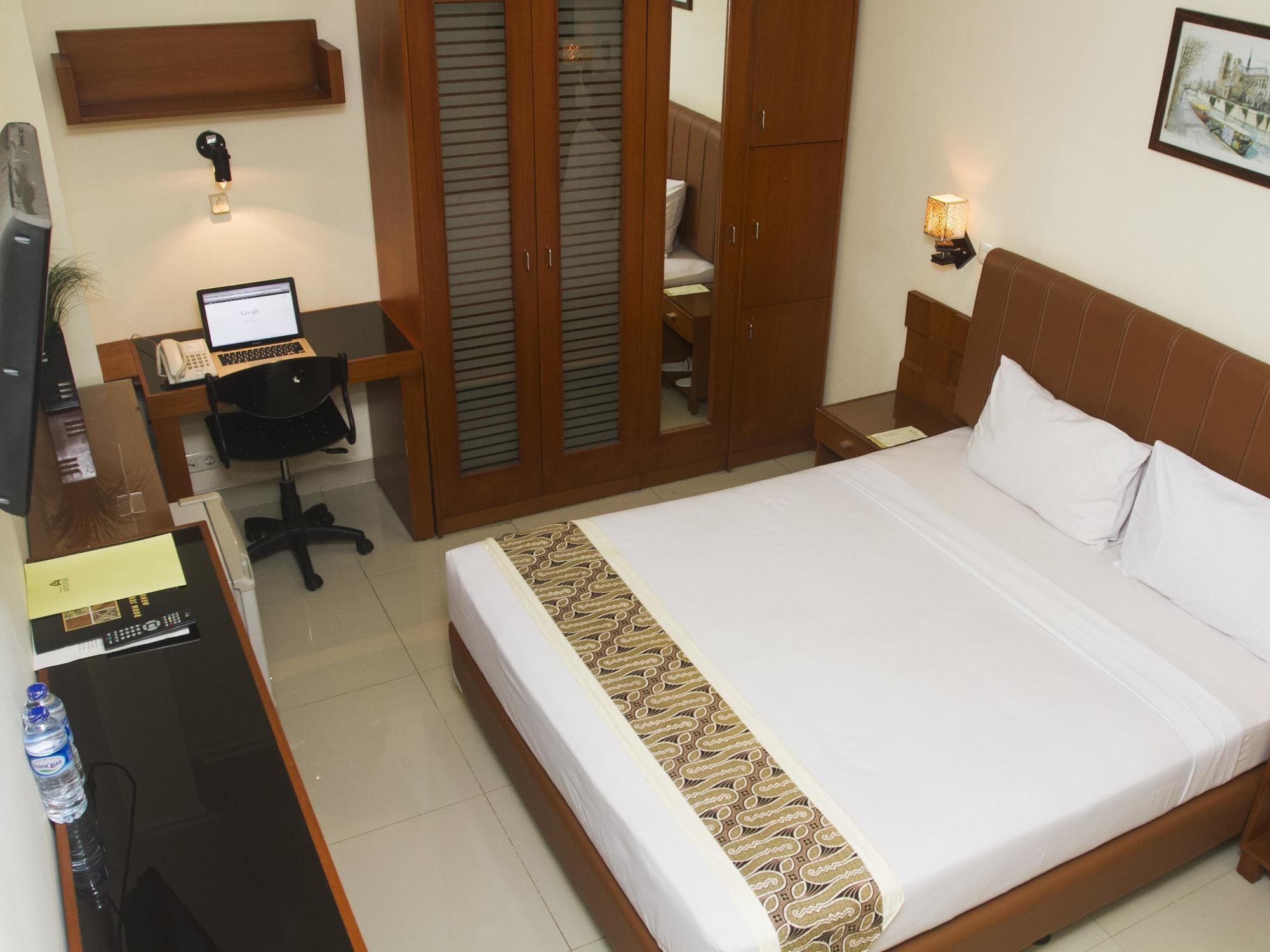 Hotel House Of Arsonia Tulip Yakarta Exterior foto